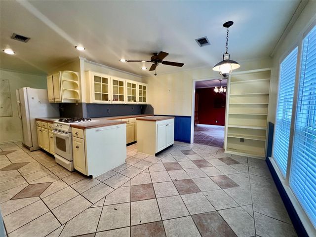 540 Cr 4677, Kennard, TX 75847