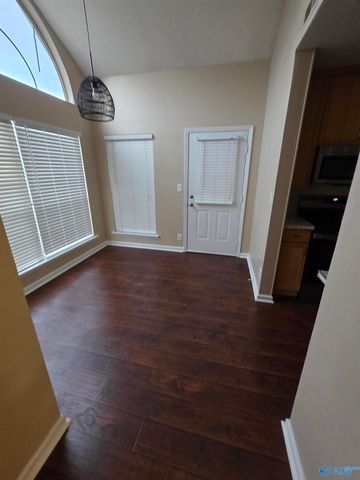 1127 Stones Throw Drive, Huntsville, AL 35806