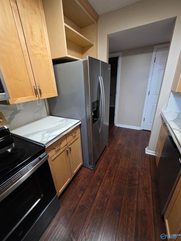 1127 Stones Throw Drive, Huntsville, AL 35806