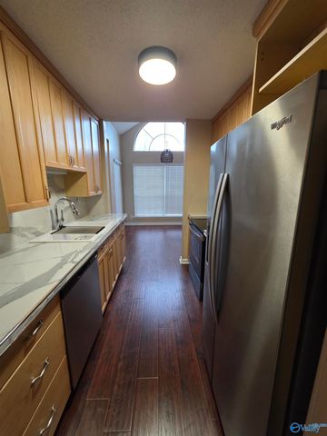 1127 Stones Throw Drive, Huntsville, AL 35806