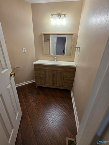 1127 Stones Throw Drive, Huntsville, AL 35806