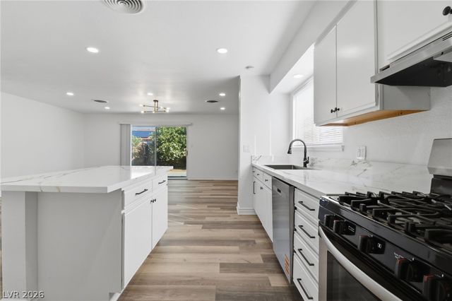 5228 Koa Avenue, Las Vegas, NV 89122