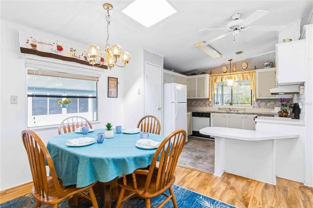 300 TROPIC DRIVE, Osprey, FL 34229