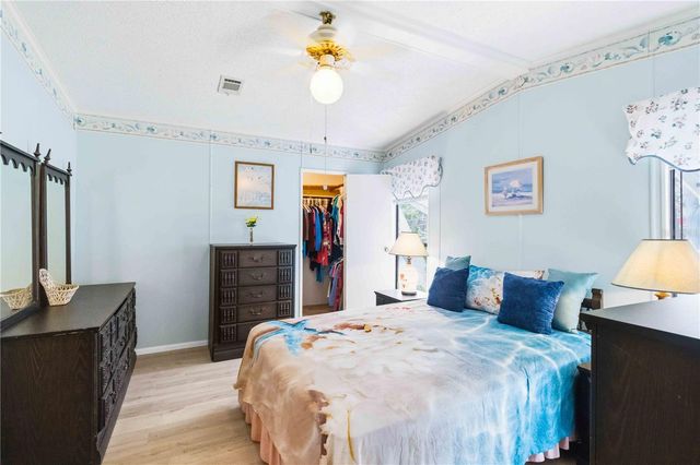 300 TROPIC DRIVE, Osprey, FL 34229