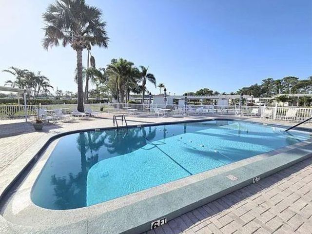 300 TROPIC DRIVE, Osprey, FL 34229