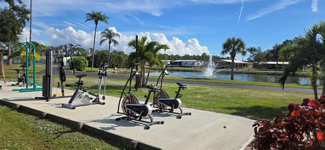 300 TROPIC DRIVE, Osprey, FL 34229