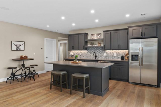 1302 Moll Drive, Waunakee, WI 53597