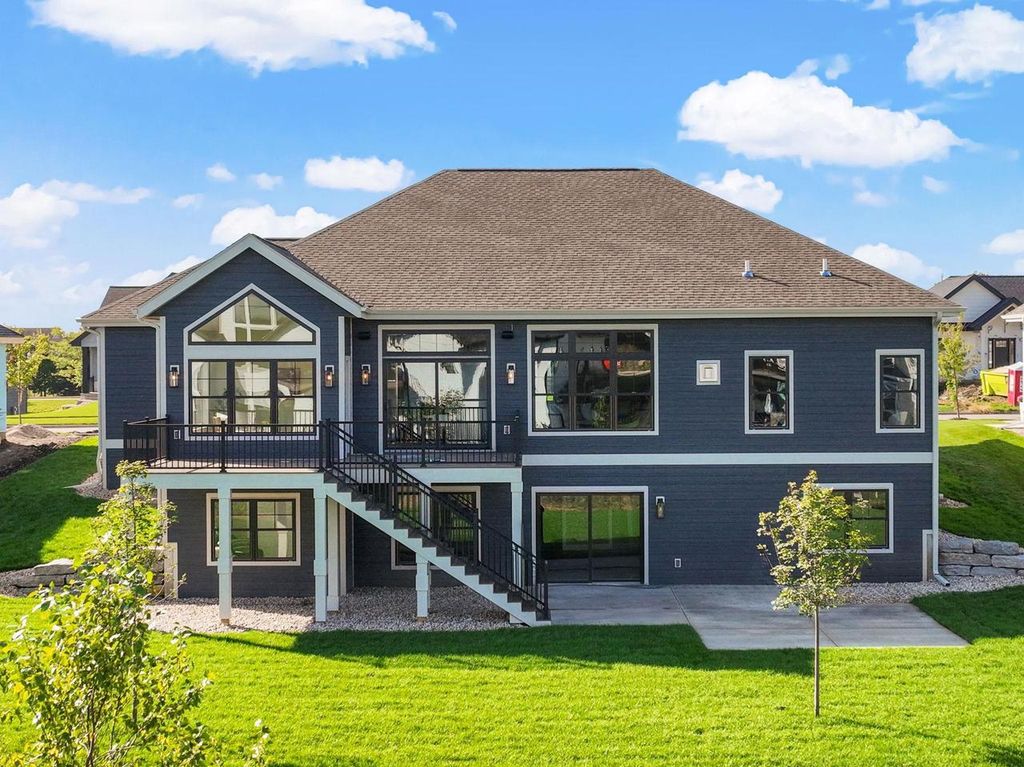 1302 Moll Drive, Waunakee, WI 53597
