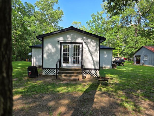 1123 County Road 2254, Cleveland, TX 77327