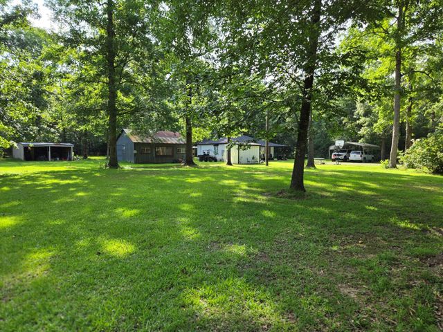 1123 County Road 2254, Cleveland, TX 77327