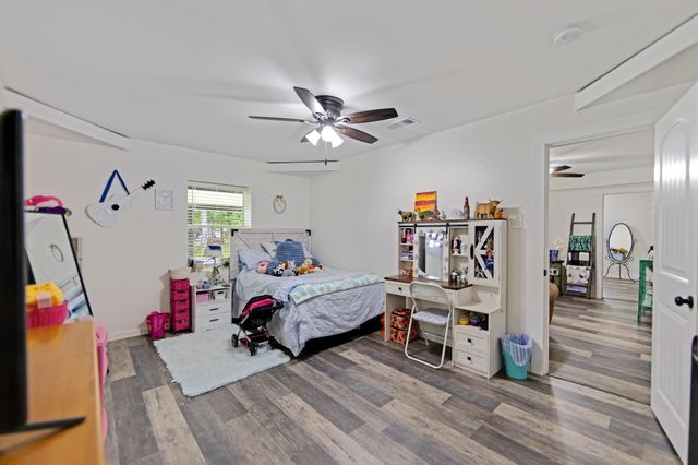1123 County Road 2254, Cleveland, TX 77327