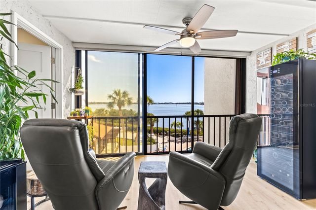 1602 STICKNEY POINT ROAD 307, Sarasota, FL 34231