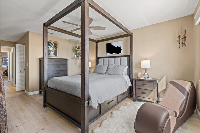 1602 STICKNEY POINT ROAD 307, Sarasota, FL 34231