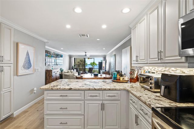 1602 STICKNEY POINT ROAD 307, Sarasota, FL 34231