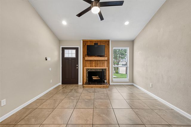 10244 Bridgeland Lane, Houston, TX 77041