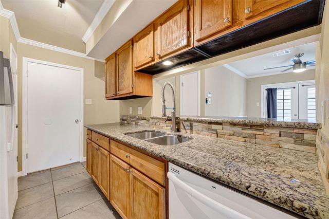 10244 Bridgeland Lane, Houston, TX 77041