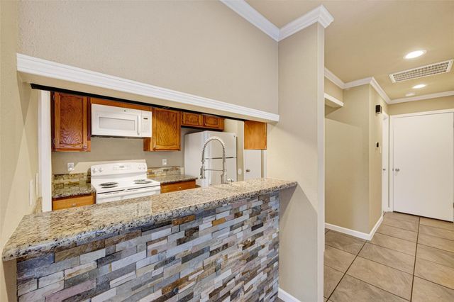 10244 Bridgeland Lane, Houston, TX 77041