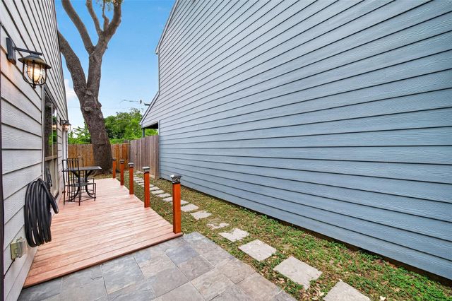 10244 Bridgeland Lane, Houston, TX 77041
