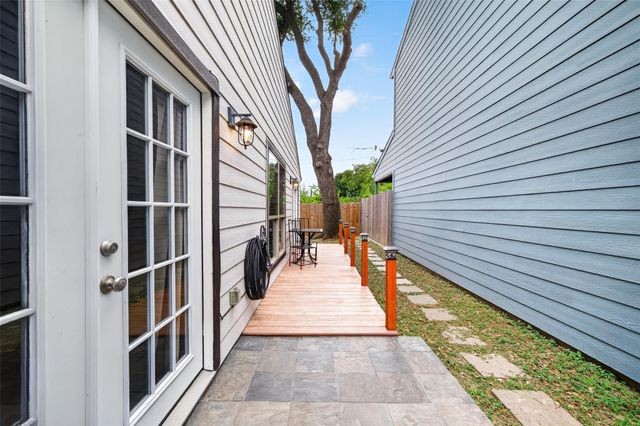 10244 Bridgeland Lane, Houston, TX 77041