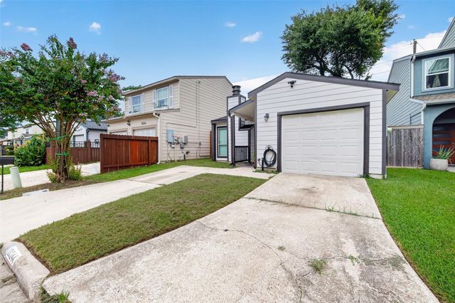 10244 Bridgeland Lane, Houston, TX 77041