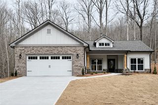 107 Birch Court, Westminster, SC 29693