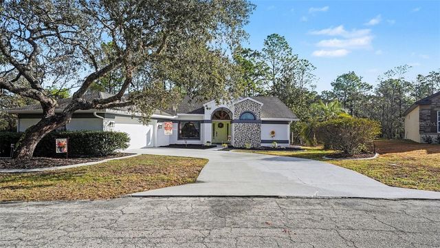 17 LONGLEAF COURT, Homosassa, FL 34446