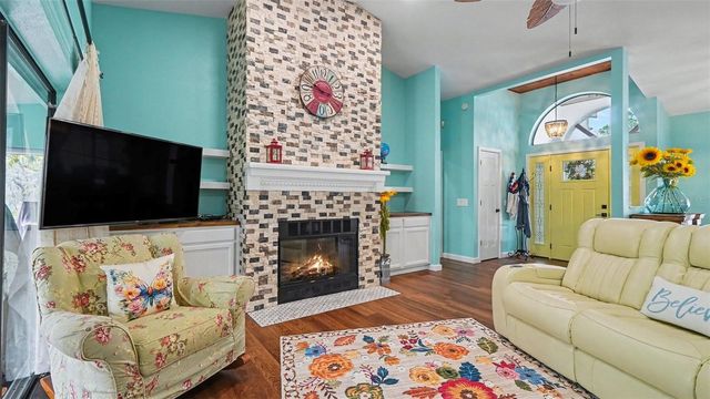 17 LONGLEAF COURT, Homosassa, FL 34446