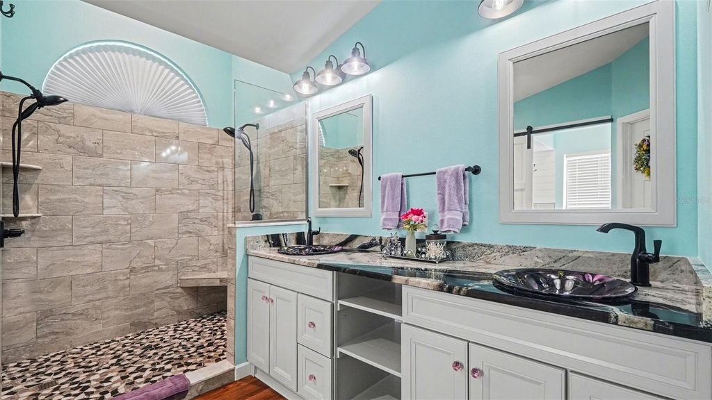 Image 18 of property listing at 17 LONGLEAF COURT, Homosassa, FL 34446