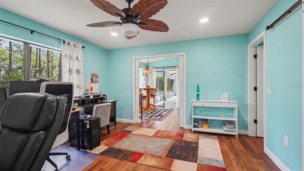 Image 25 of property listing at 17 LONGLEAF COURT, Homosassa, FL 34446