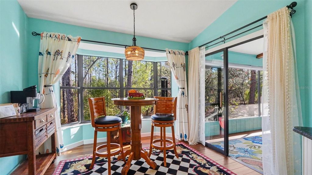 Image 10 of property listing at 17 LONGLEAF COURT, Homosassa, FL 34446