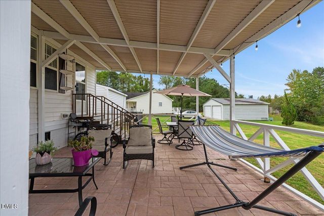 100 Stoney Creek Circle, Smithfield, NC 27577