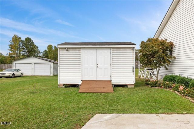 100 Stoney Creek Circle, Smithfield, NC 27577