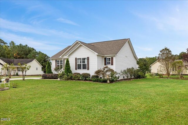 100 Stoney Creek Circle, Smithfield, NC 27577
