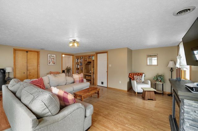 3360 SENEDO RD, Quicksburg, VA 22847