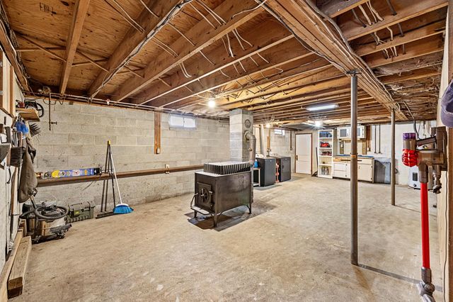 3360 SENEDO RD, Quicksburg, VA 22847