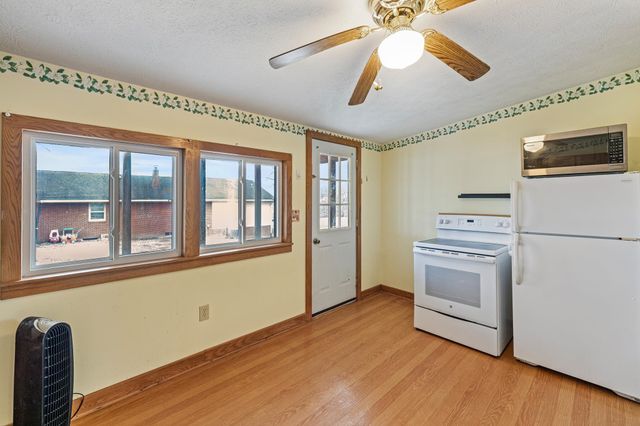 3360 SENEDO RD, Quicksburg, VA 22847