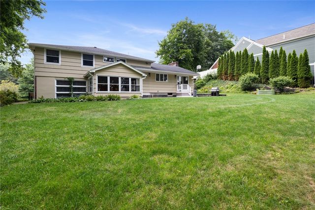 21 Arlington Drive, Pittsford, NY 14534