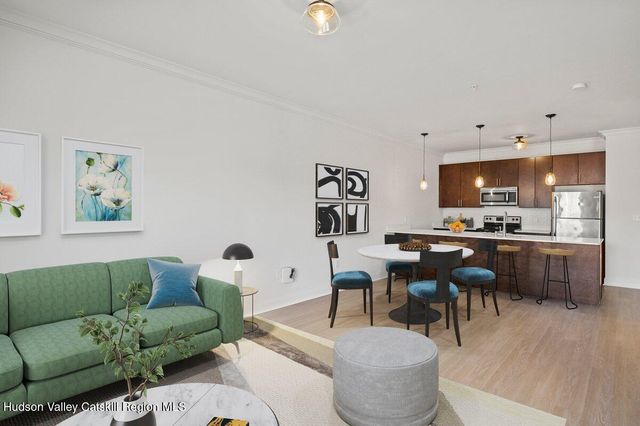 30 Lake Avenue 413, Saratoga Springs, NY 12866