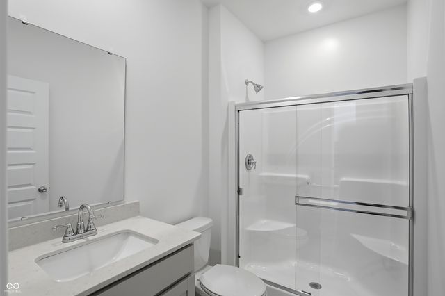 15443 Alperton Road, Fishers, IN 46037