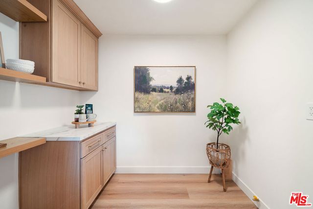 2967 Glendower Avenue, Los Angeles, CA 90027