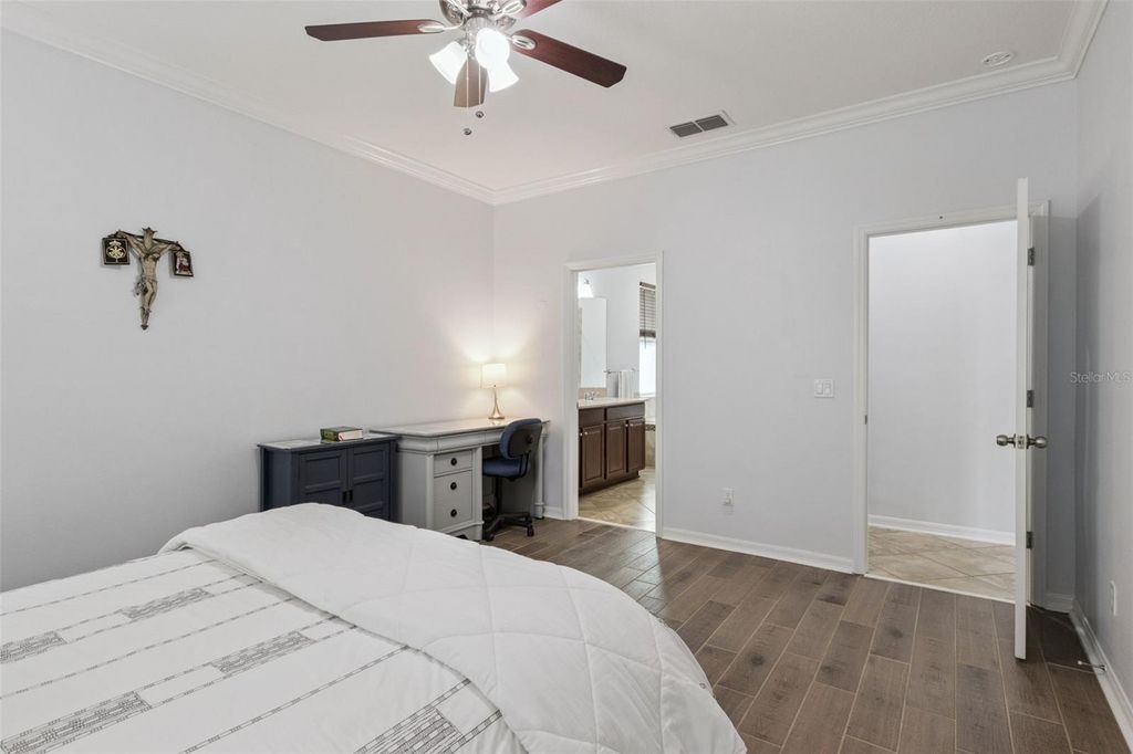Image 15 of property listing at 3942 ETERNITY CIRCLE, St Cloud, FL 34772