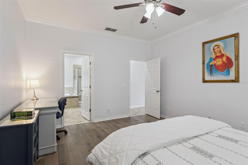 Image 17 of property listing at 3942 ETERNITY CIRCLE, St Cloud, FL 34772