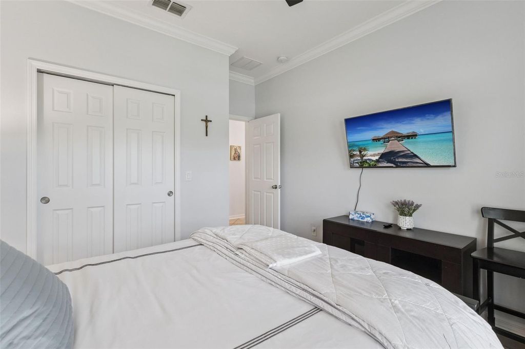 Image 21 of property listing at 3942 ETERNITY CIRCLE, St Cloud, FL 34772