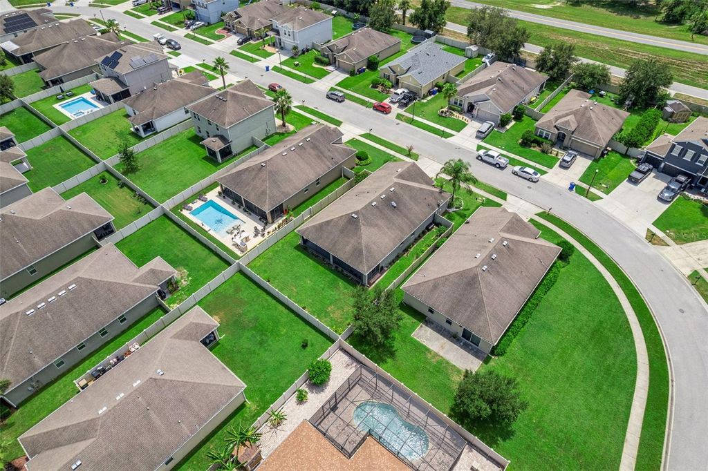 Image 37 of property listing at 3942 ETERNITY CIRCLE, St Cloud, FL 34772