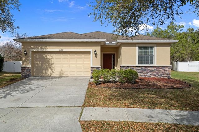 36154 LAGUNA HILLS CIRCLE, Zephyrhills, FL 33541