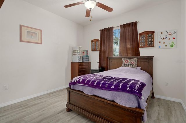 36154 LAGUNA HILLS CIRCLE, Zephyrhills, FL 33541