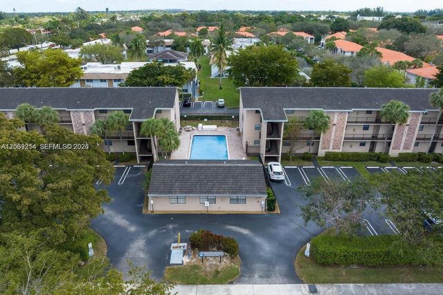 3351 NW 85th Ave 218, Coral Springs, FL 33065
