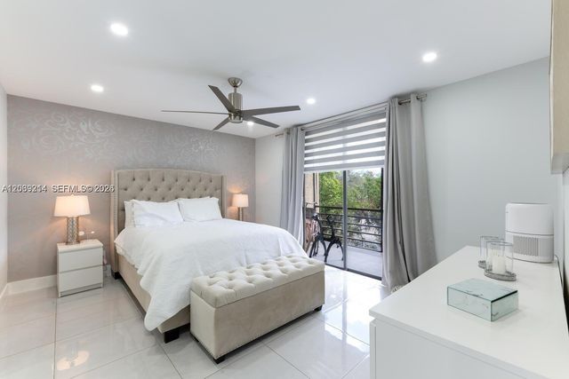 3351 NW 85th Ave 218, Coral Springs, FL 33065