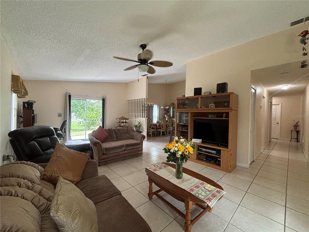 Image 2 of property listing at 3613 LATE MORNING CIRCLE, Kissimmee, FL 34744