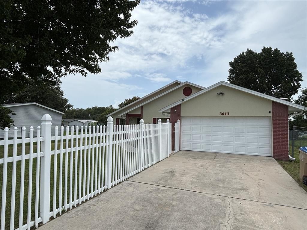 Image 23 of property listing at 3613 LATE MORNING CIRCLE, Kissimmee, FL 34744
